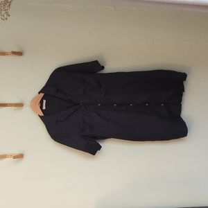 Everlane black linen dress size small with pockets